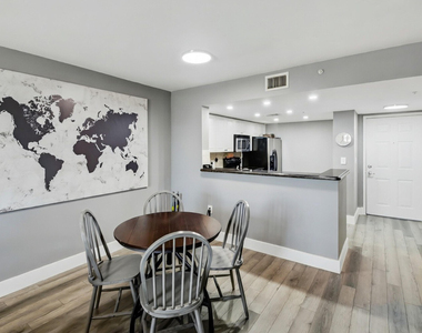 520 Se 5th Avenue - Photo Thumbnail 6