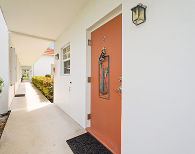 2600 Se Ocean Boulevard - Photo Thumbnail 3