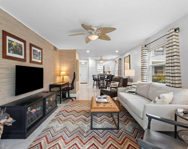 2600 Se Ocean Boulevard - Photo Thumbnail 6