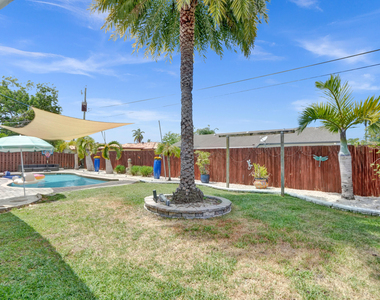 10501 Nw 20th Court - Photo Thumbnail 9