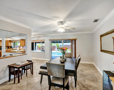 10501 Nw 20th Court - Photo Thumbnail 16