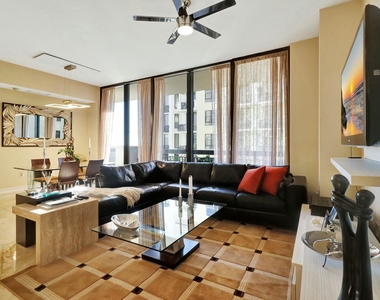 701 S Olive Avenue - Photo Thumbnail 20