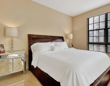 701 S Olive Avenue - Photo Thumbnail 23