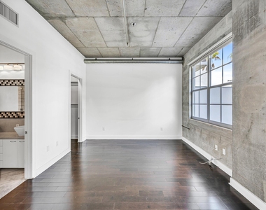 411 Nw 1st Avenue - Photo Thumbnail 5