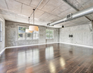 411 Nw 1st Avenue - Photo Thumbnail 14