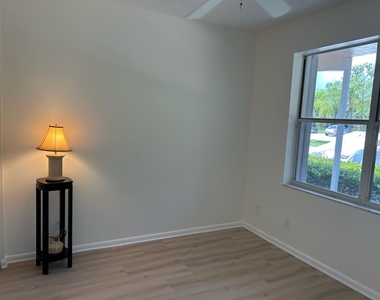 18081 Se Country Club Drive - Photo Thumbnail 22