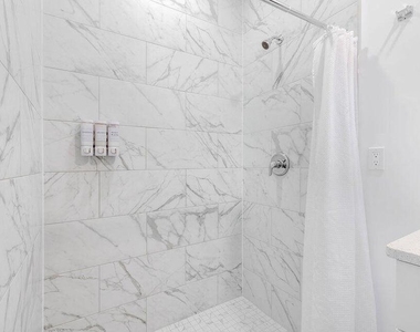 2683 Hiawatha Avenue - Photo Thumbnail 15