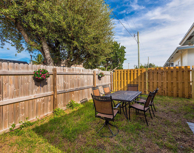 2683 Hiawatha Avenue - Photo Thumbnail 27