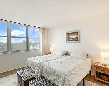 2121 N Ocean Boulevard - Photo Thumbnail 21