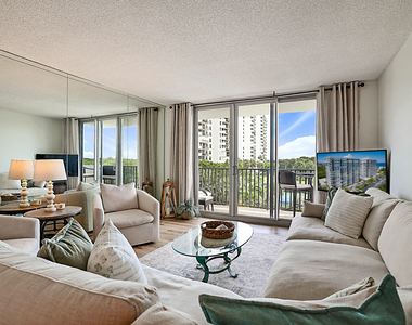2121 N Ocean Boulevard - Photo Thumbnail 6