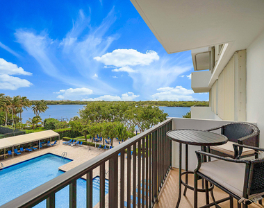 2121 N Ocean Boulevard - Photo Thumbnail 29