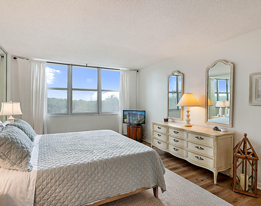 2121 N Ocean Boulevard - Photo Thumbnail 25