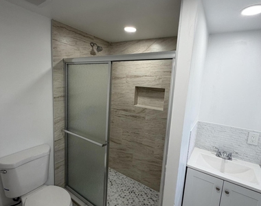 8717 Sw 16th Place - Photo Thumbnail 10
