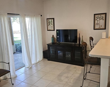 8421 Mulligan Circle - Photo Thumbnail 3