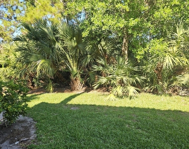 8421 Mulligan Circle - Photo Thumbnail 10