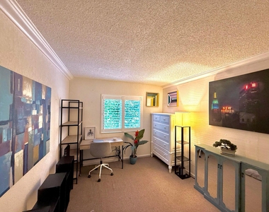 2660 Ne 8th Avenue - Photo Thumbnail 17