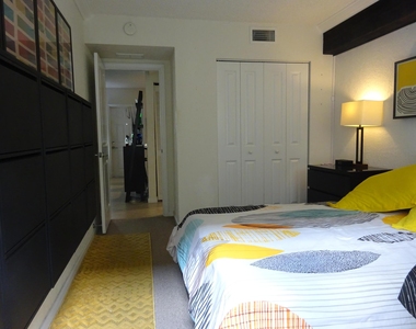 2660 Ne 8th Avenue - Photo Thumbnail 5