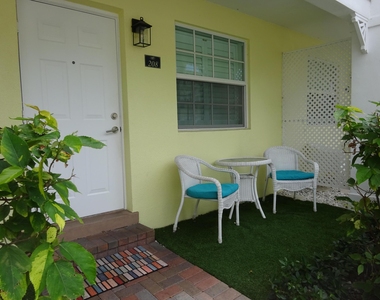 2660 Ne 8th Avenue - Photo Thumbnail 1