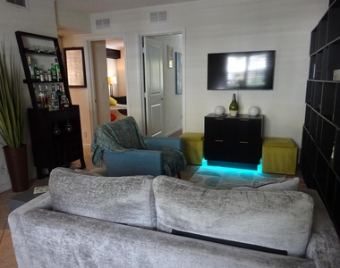 2660 Ne 8th Avenue - Photo Thumbnail 14