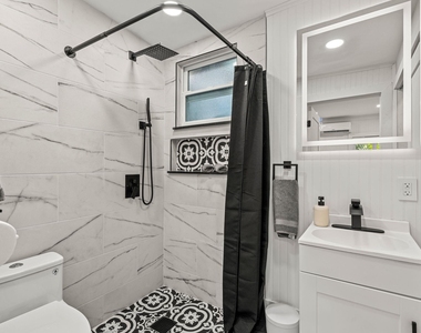 1017 Sw 4th Street - Photo Thumbnail 12