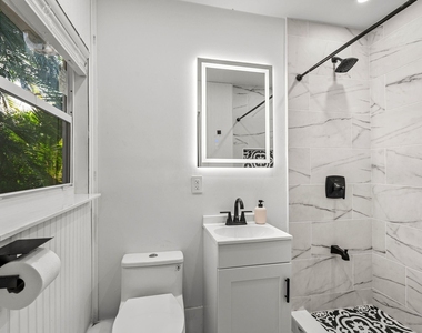 1017 Sw 4th Street - Photo Thumbnail 15