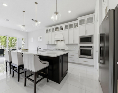 10332 Northbrook Circle - Photo Thumbnail 12