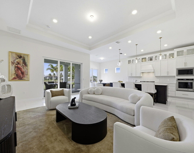 10332 Northbrook Circle - Photo Thumbnail 8
