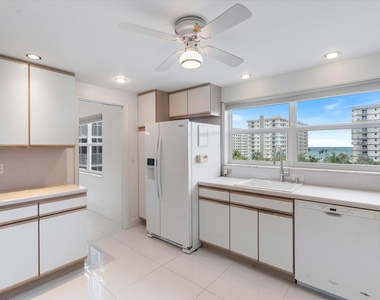 3300 S Ocean Boulevard - Photo Thumbnail 5