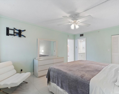 3300 S Ocean Boulevard - Photo Thumbnail 13