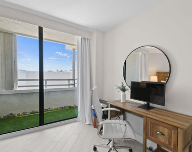 3560 S Ocean Boulevard - Photo Thumbnail 17