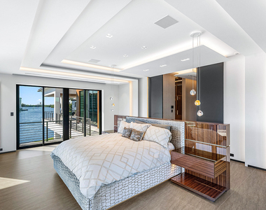 2934 Ne 8th Avenue - Photo Thumbnail 65