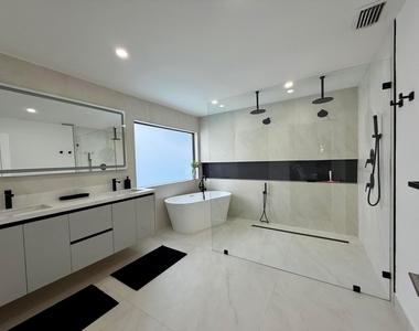 2281 Seaford Drive - Photo Thumbnail 9