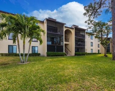629 Sea Pine Way - Photo Thumbnail 20