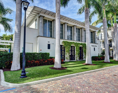 134 Madison Lane - Photo Thumbnail 3