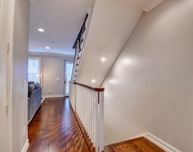 134 Madison Lane - Photo Thumbnail 16
