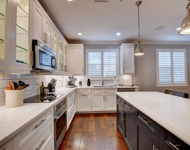 134 Madison Lane - Photo Thumbnail 20