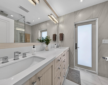 3109 Ne 42nd Court - Photo Thumbnail 49