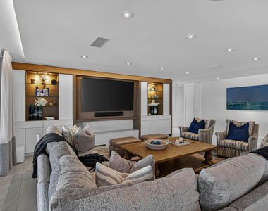 3109 Ne 42nd Court - Photo Thumbnail 91