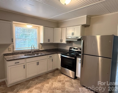 524 Echodale Drive - Photo Thumbnail 1