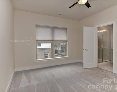 13047 Tinton Avenue - Photo Thumbnail 15