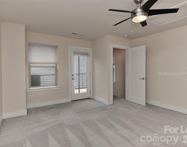 13047 Tinton Avenue - Photo Thumbnail 22