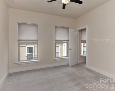 13047 Tinton Avenue - Photo Thumbnail 19