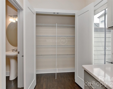 13047 Tinton Avenue - Photo Thumbnail 26
