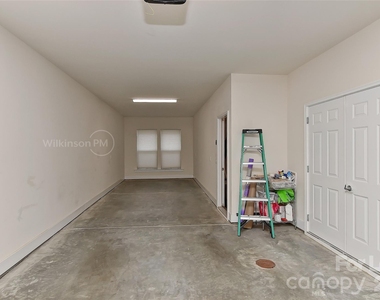 13047 Tinton Avenue - Photo Thumbnail 34