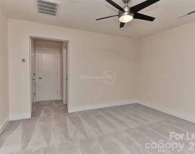 13047 Tinton Avenue - Photo Thumbnail 23