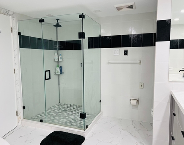 19707 Turnberry Way - Photo Thumbnail 18