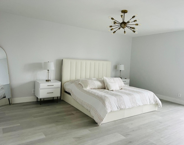 19707 Turnberry Way - Photo Thumbnail 21
