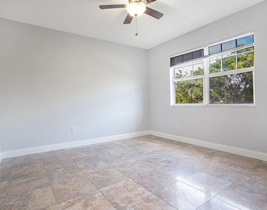 5860 W Sample Road - Photo Thumbnail 13