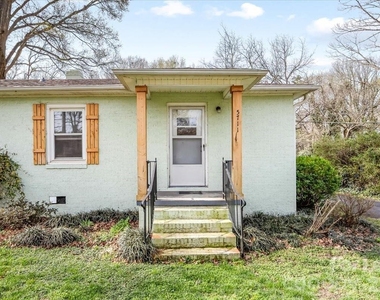 5711 Oak Drive - Photo Thumbnail 3