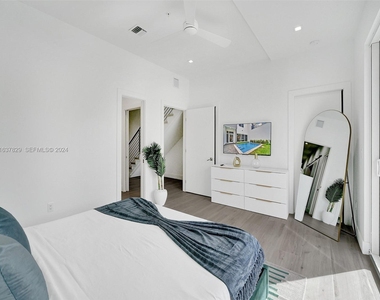 1222 Ne 15th Avenue - Photo Thumbnail 25